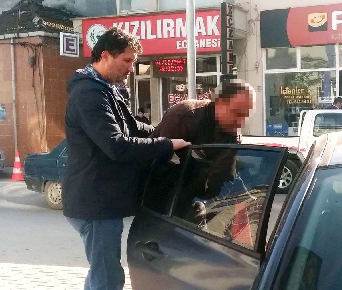 3 Kişiyi Tuzağına Düşüren Dolandırıcılık Şüphelisi Serbest