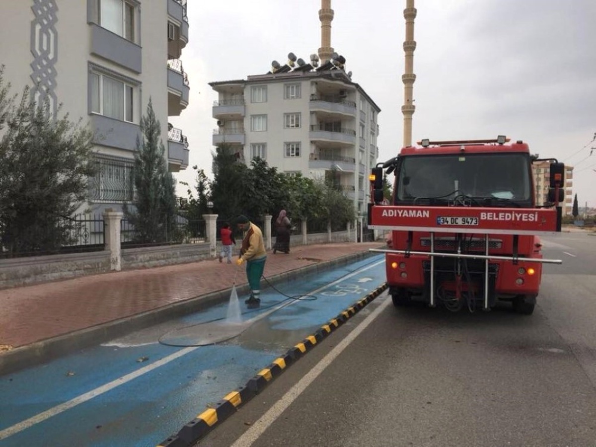 Adıyaman Belediyesinden Temizlik Çalışmaları