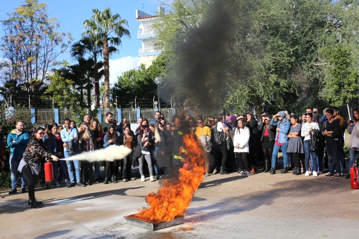 Akdeniz Üniversitesi\'nde Yangın Tatbikatı