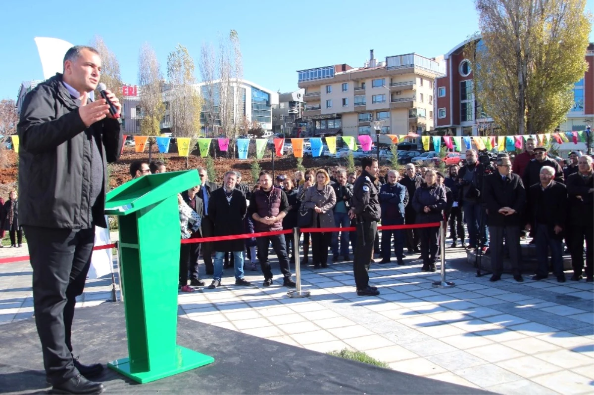 Çankaya\'dan Vefa Örneği: Aziz Sancar Parkı Açıldı