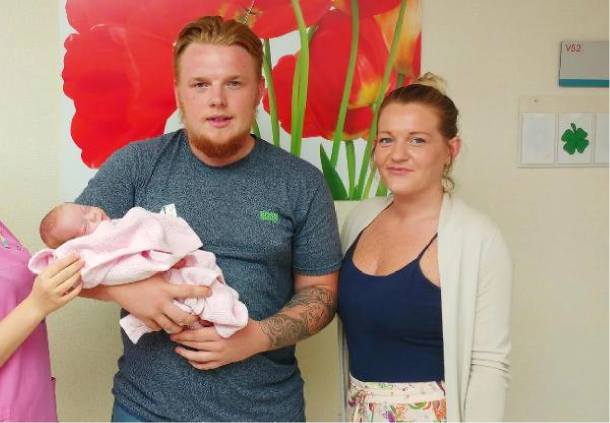İngiliz Çiftin \'Bebeğimiz Rehin Tutuldu\' İddiasına Hastaneden Yalanlama