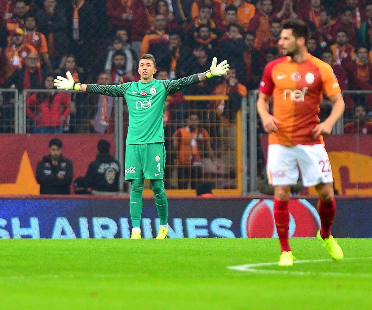 Muslera ile Selçuk, Beşiktaş Maçı Kaçırmadı