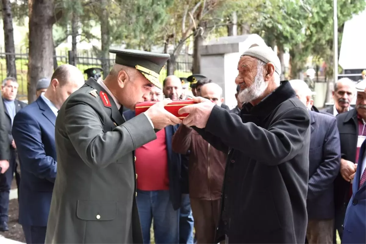 Naaşı Bulunamayan Şehit İçin 23 Yıl Sonra Temsili Mezar Yapıldı