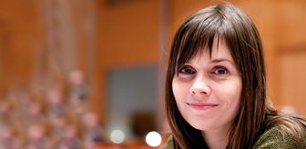Seçimlerden Renkli Bir Başbakan Çıktı! İzlanda'nın Genç ve Güzel Yeni Lideri: Katrín Jakobsdóttir