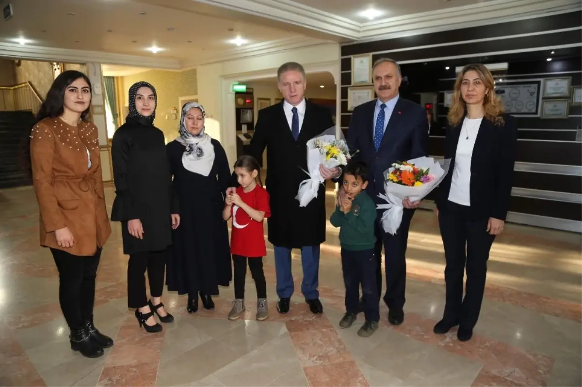 Vali Gül, Engelli Öğrenciler ve Aileleriyle Buluştu
