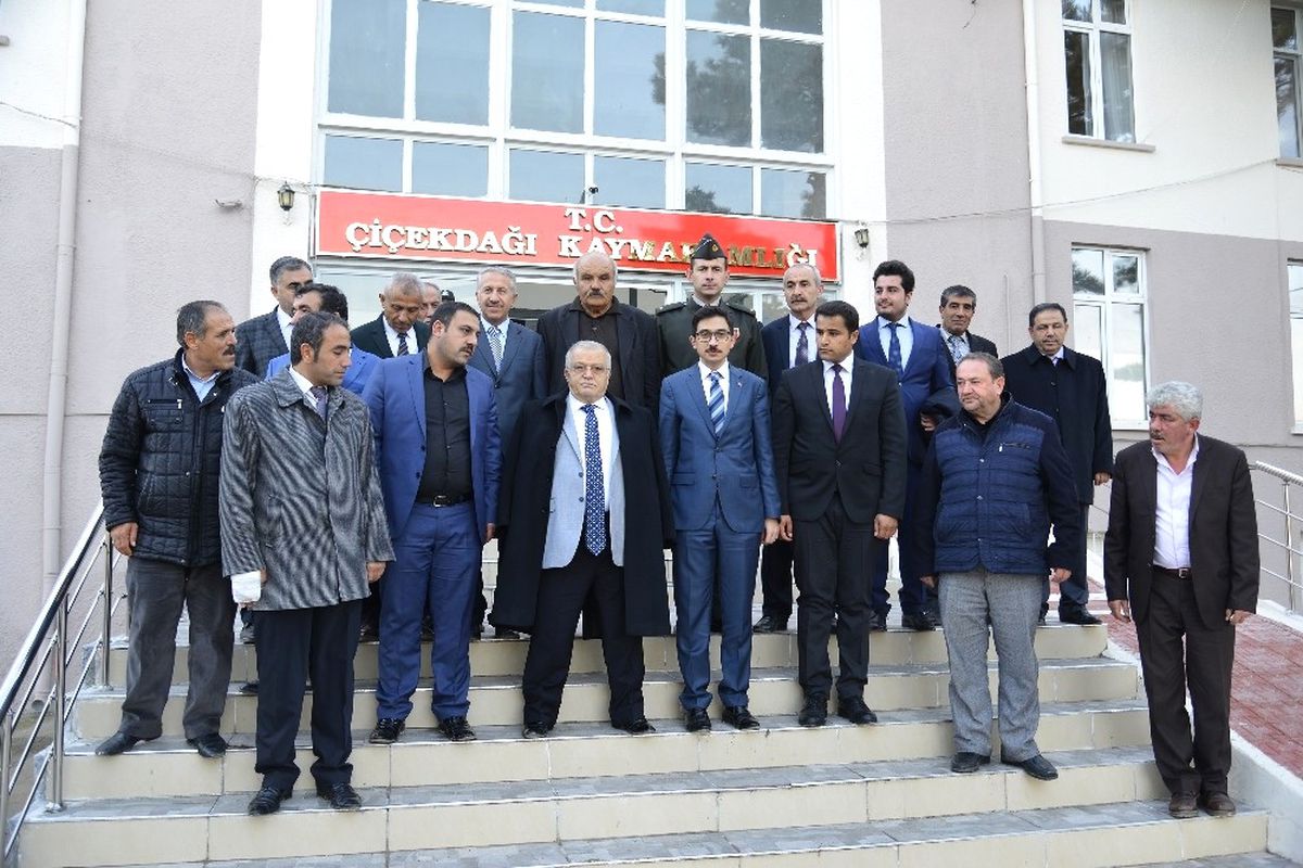 Vali Şentürk, Çiçekdağı İlçesini Ziyaret Etti