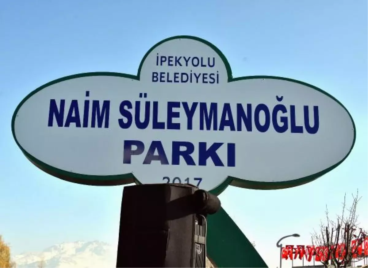 Van\'da Naim Süleymanoğlu\'nun Adının Verildiği Park Açıldı