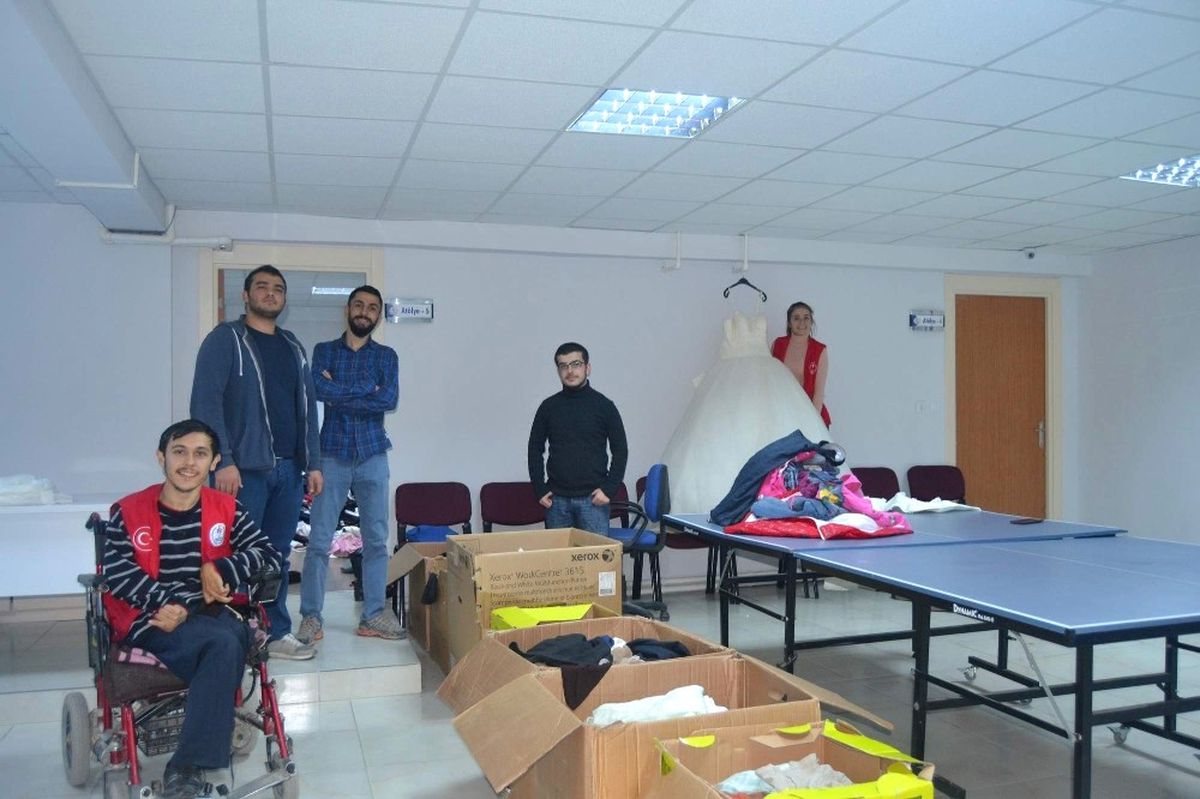 Afyonkarahisar\'da, "Birlikte Paylaşalım, Yüzlere Tebessüm Olalım" Projesi