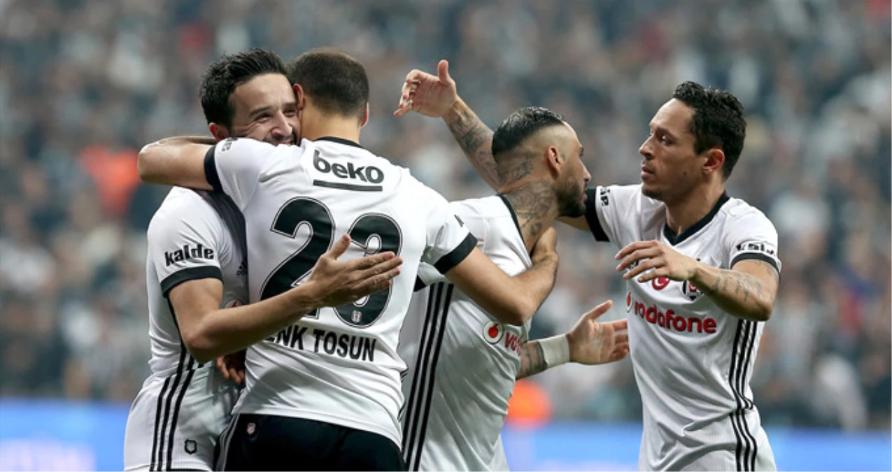 Beşiktaş, Sahasında Lider Galatasaray\'ı 3-0 Mağlup Etti