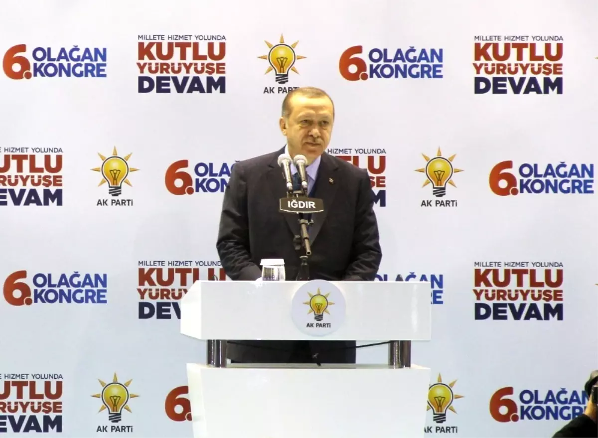 Cumhurbaşkanı Erdoğan: "Bu Zat Artık Siyasetin Değil Psikiyatrinin Konusudur"