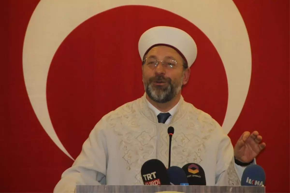 Diyanet İşleri Başkanı Erbaş, Stk Temsilcileri ve Kanaat Önderleriyle Buluştu