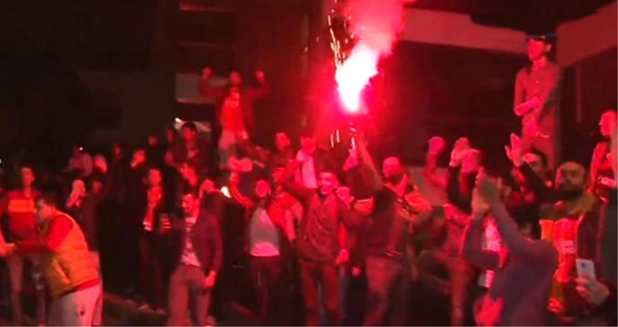 Galatasaray\'ın Florya Tesislerinde Fatih Terim Sesleri!