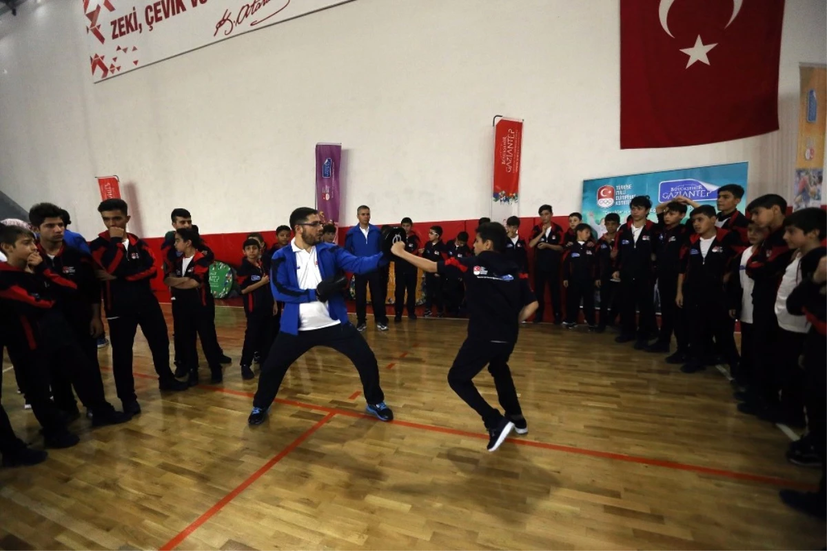 Gaziantep\'te Mülteci Çocuklara Spor Etkinliği