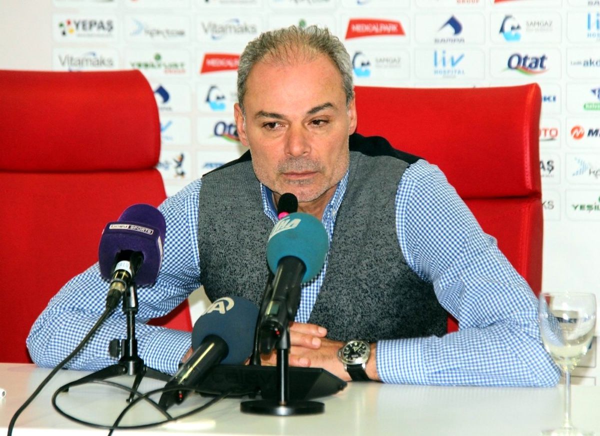İpekoğlu: "İkinci Yarıda Saçma Sapan İşler Yaptık"