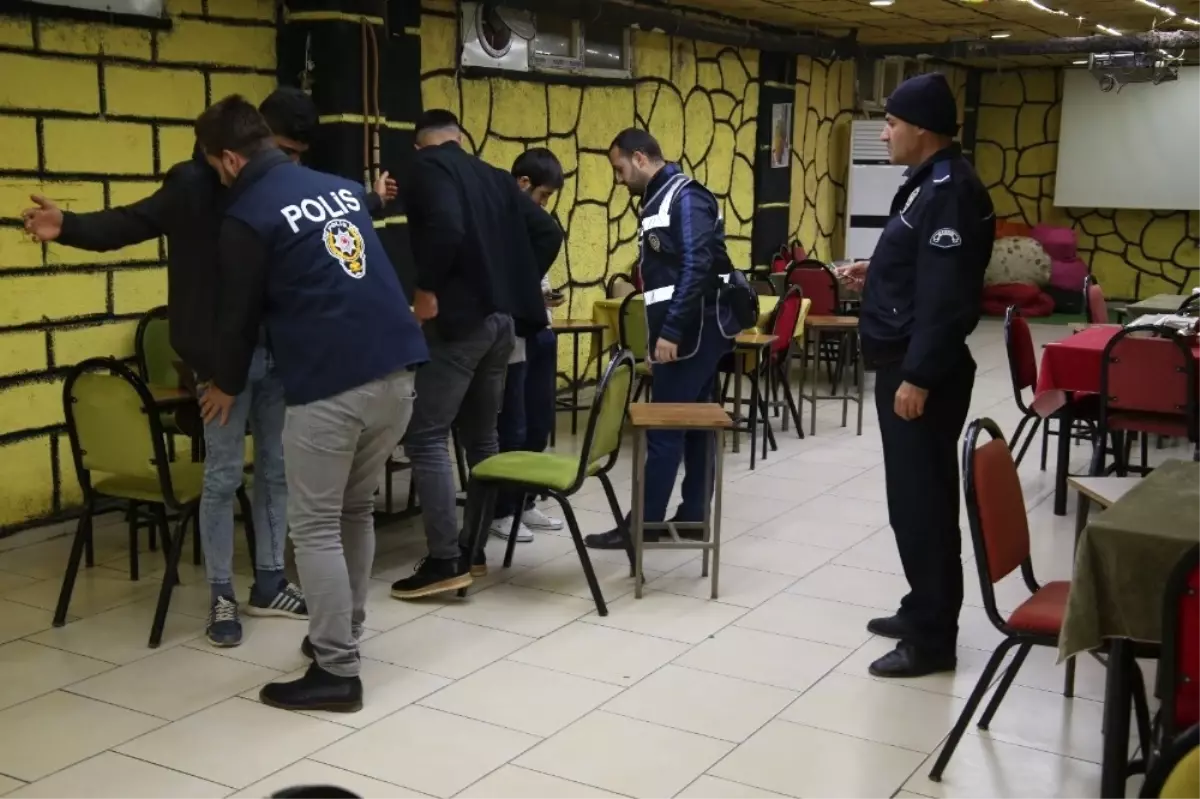 Mardin Polisinden Öğrencilerin Korunmasına Yönelik Uygulama