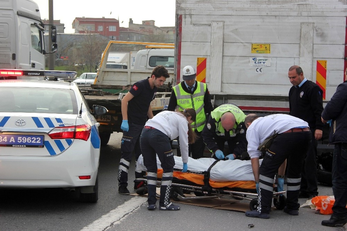 Tem\'de Motosiklet Kamyonun Altına Girdi: 1 Ölü