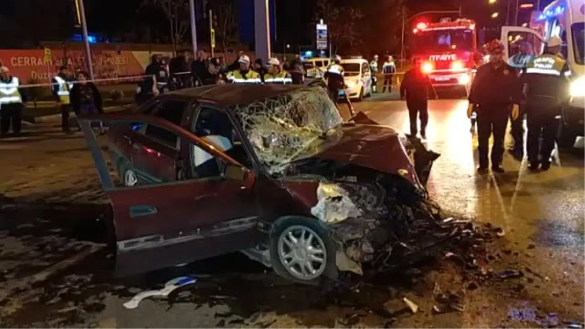 Samsun\'da Otomobil ile Tır Çarpıştı: 1 Ölü, 1 Yaralı