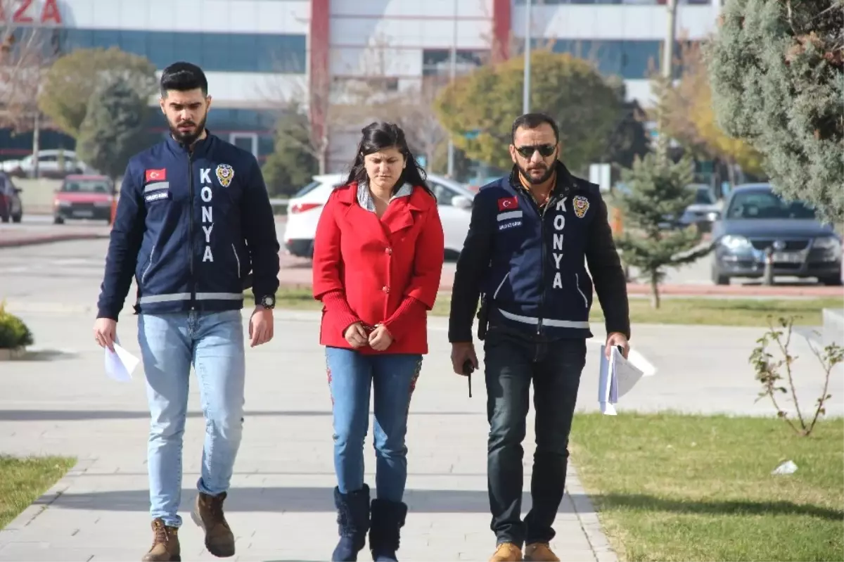 Sevgilisini Bıçaklayarak Öldüren Kadın Tutuklandı