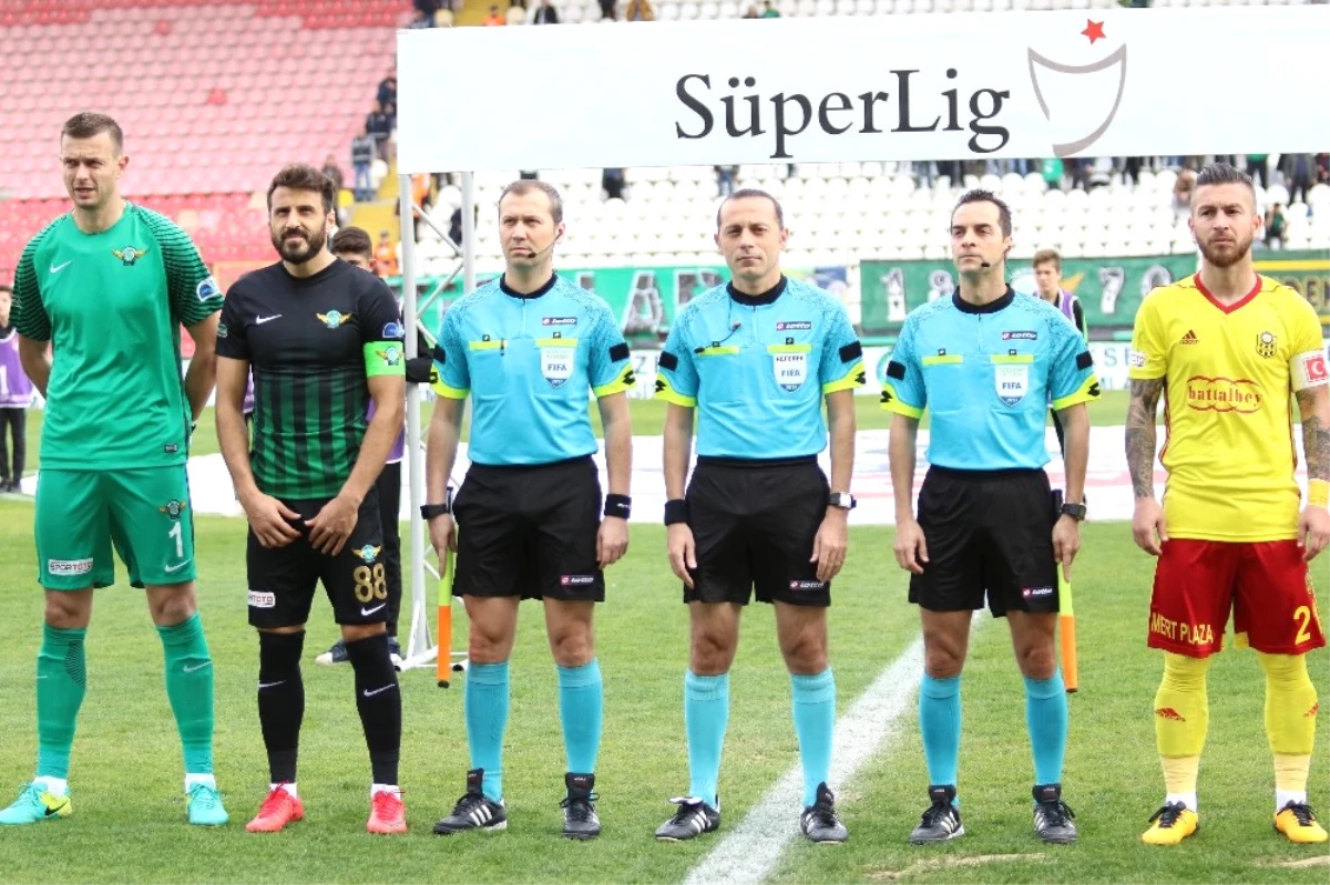Süper Lig: T.m. Akhisarspor: 0 - E. Yeni Malatyaspor: 0 (İlk Yarı)