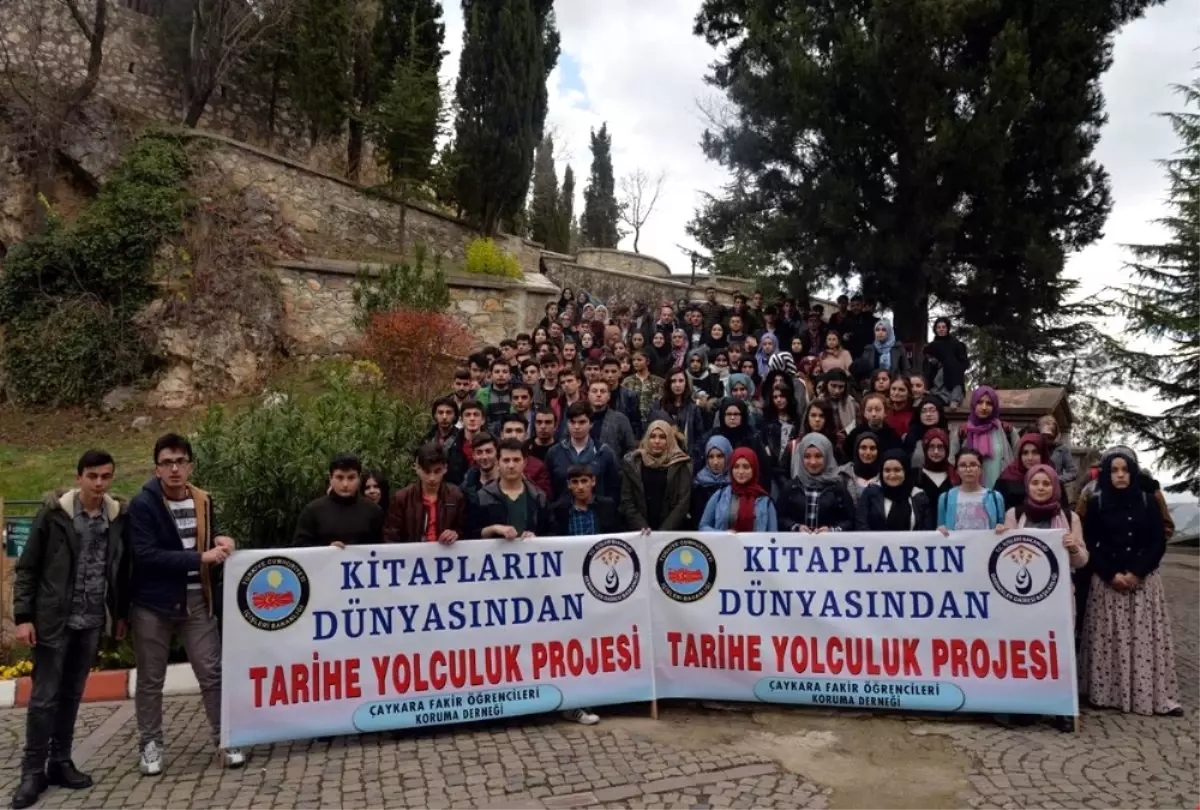 Trabzonlu Öğrencilerin "Kitapların Dünyasından Tarihe Yolculuk" Projesi Ziyareti