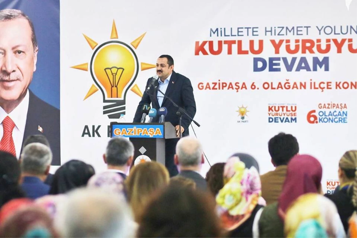 AK Parti Antalya\'da İlçe Kongrelerini Tamamladı