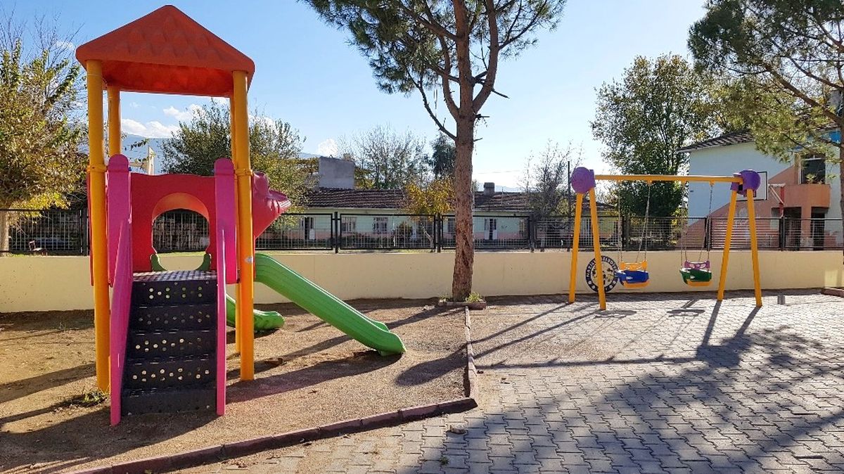 Başkan Alıcık Çocukları Unutmadı