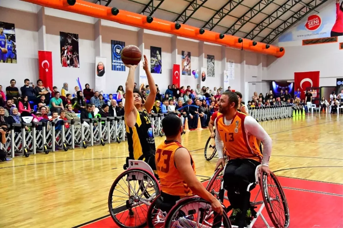 Galatasaray ve Beylikdüzü Basketbol Takımı Farkındalık İçin Karşı Karşıya Geldi