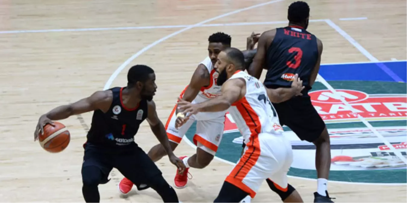 Gaziantep Basketbol, Galibiyet Hasretini