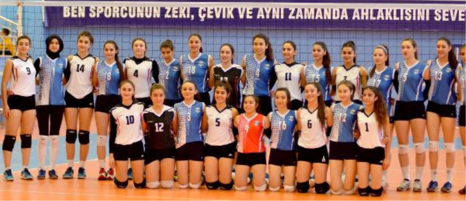 Kayseri Atletikspor - Erciyes Voleybol: 3-0