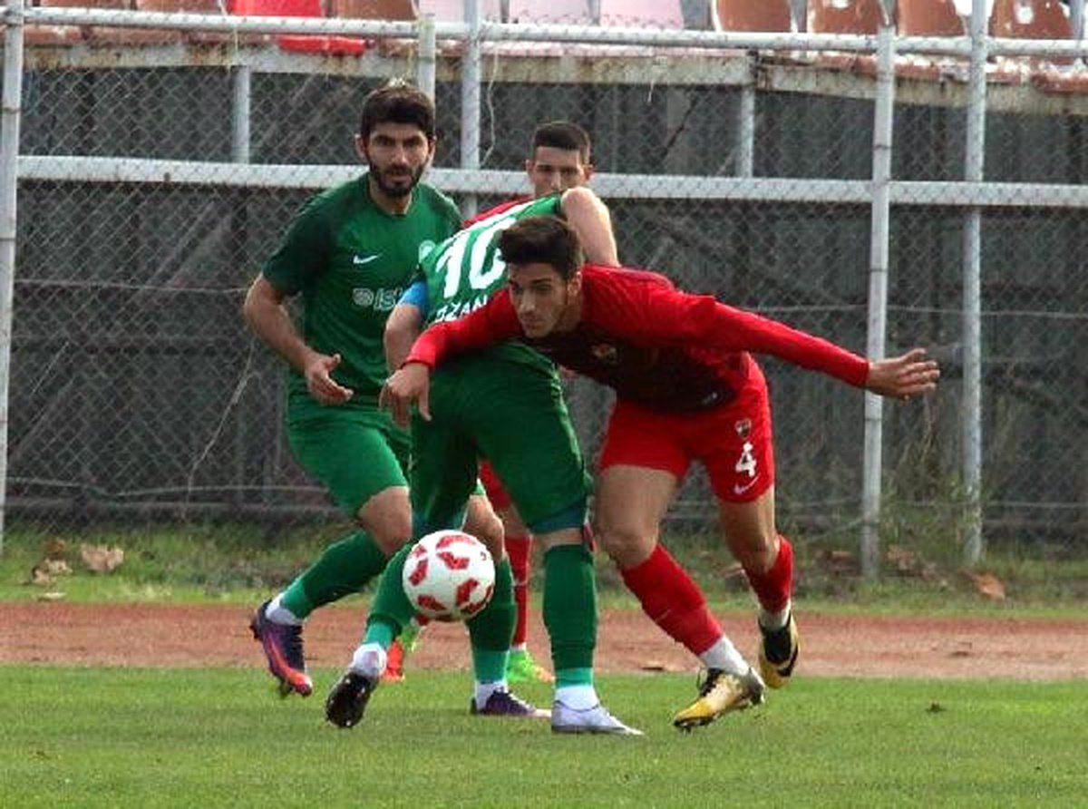 Kocaeli Birlikspor-Sivas Belediyespor: 1-4