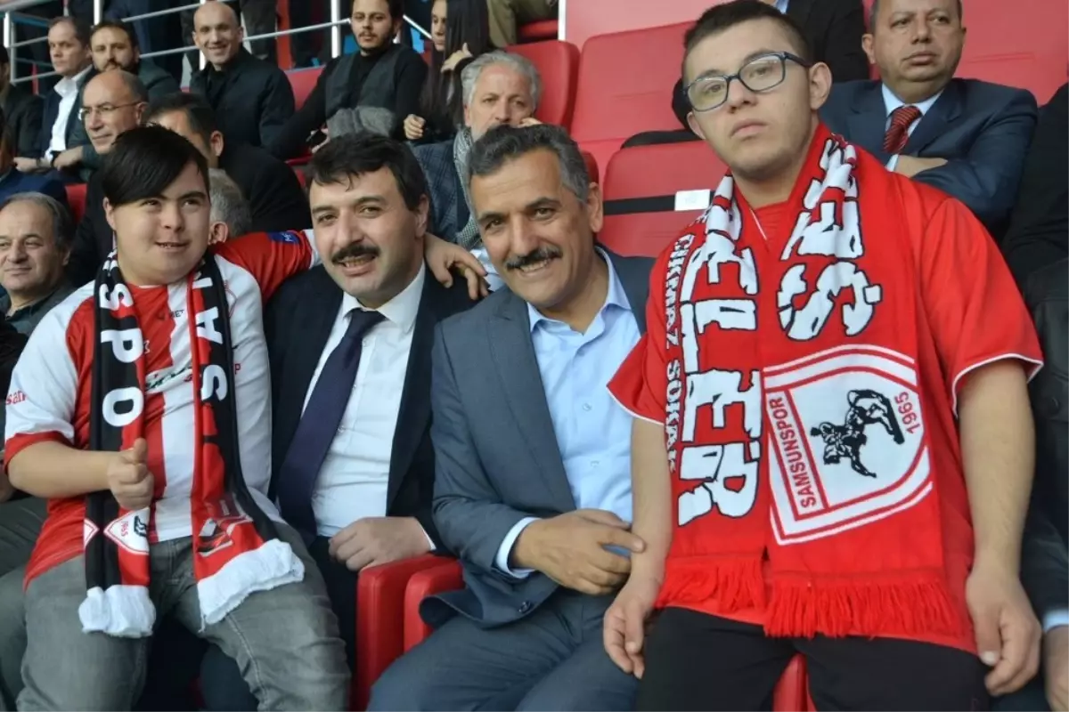 Vali Osman Kaymak\'tan Samsunspor\'a Sitem