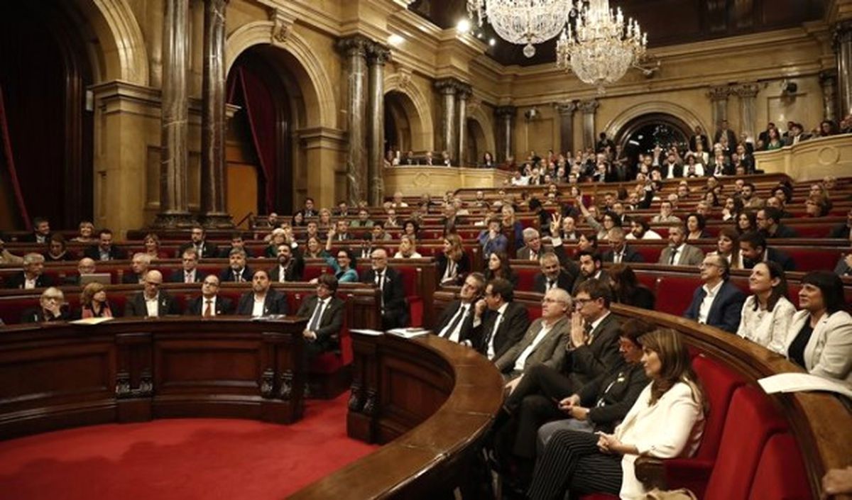 6 Eski Katalan Bakan Serbest Bırakıldı