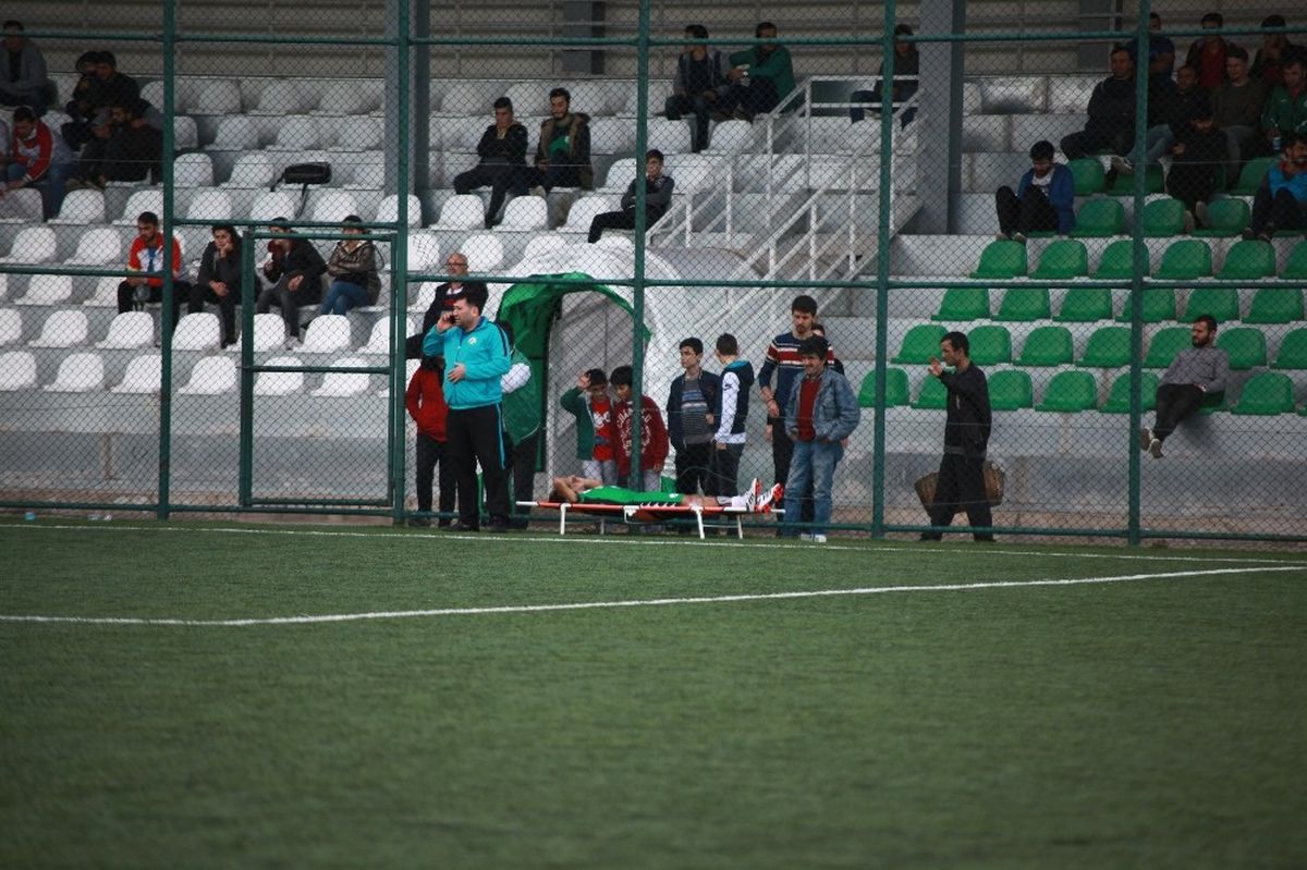 Amatör Maçta Ambulans Krizi