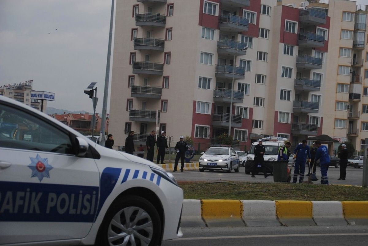 Aydın\'da Servisler Çarpıştı, 3 Öğrenci Hafif Yaralandı