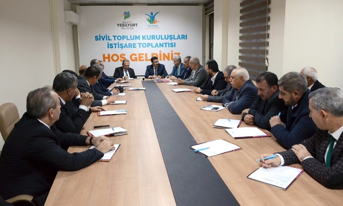 Bakan Tüfenkci: "Stk\'larla Bir Araya Gelip Görüş Alışverişinde Bulunmaya Önem Veriyoruz"