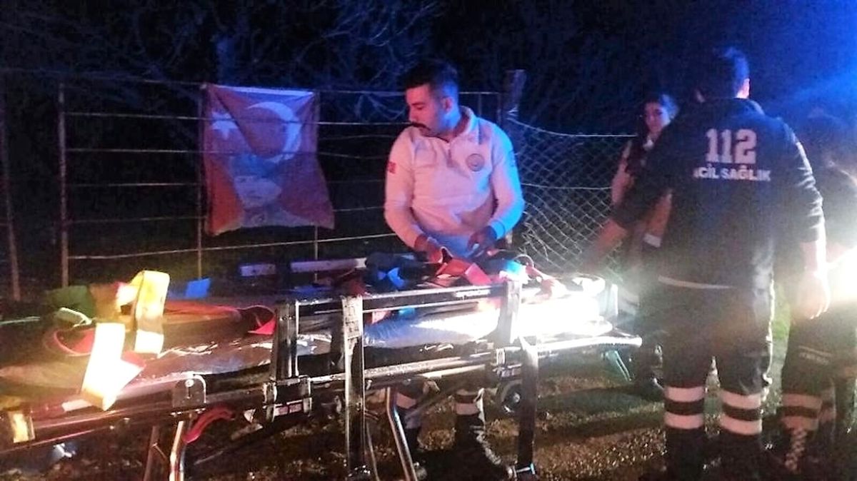 Balıkesir\'de Trafik Kazası: 2 Ölü