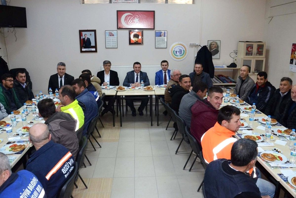 Başkan Bakıcı Haftaya Personeli ile Birlikte Başladı