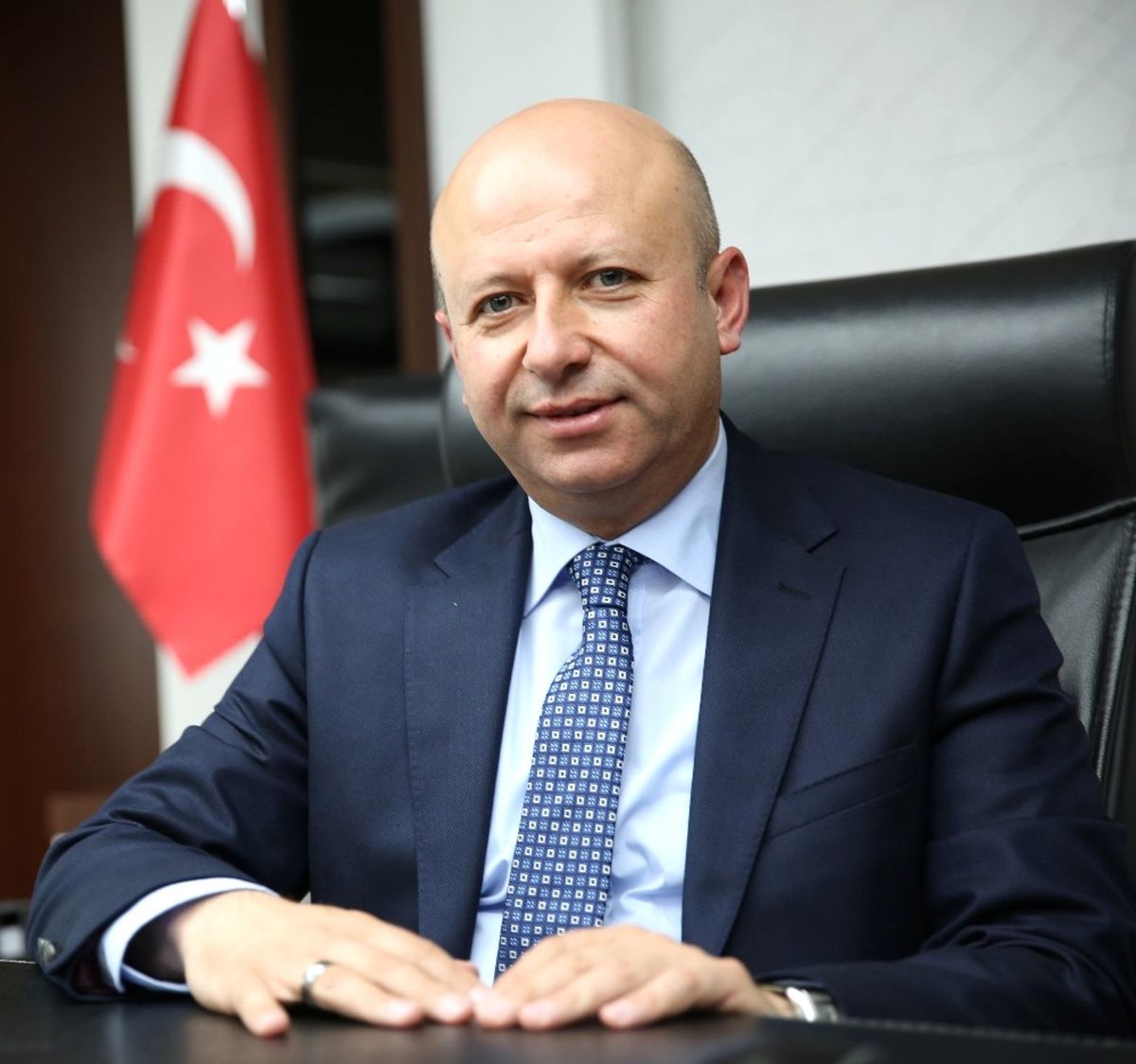 Başkan Çolakbayrakdar\'dan Vatandaşa Vergi Teşekkürü