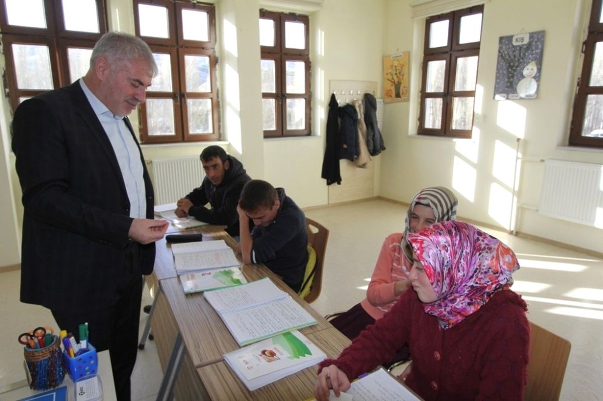 Başkan Memiş\'ten Kurumlara Engelliler Günü Ziyareti