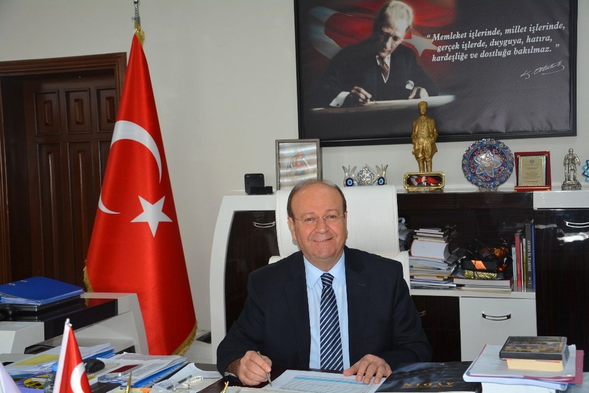 Başkan Özakcan\'ın \'Kadın Hakları Günü\' Mesajı