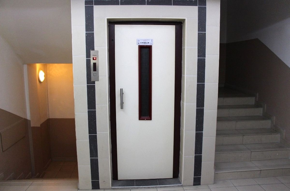 Bina Yöneticilerine \'Asansör\' Uyarısı
