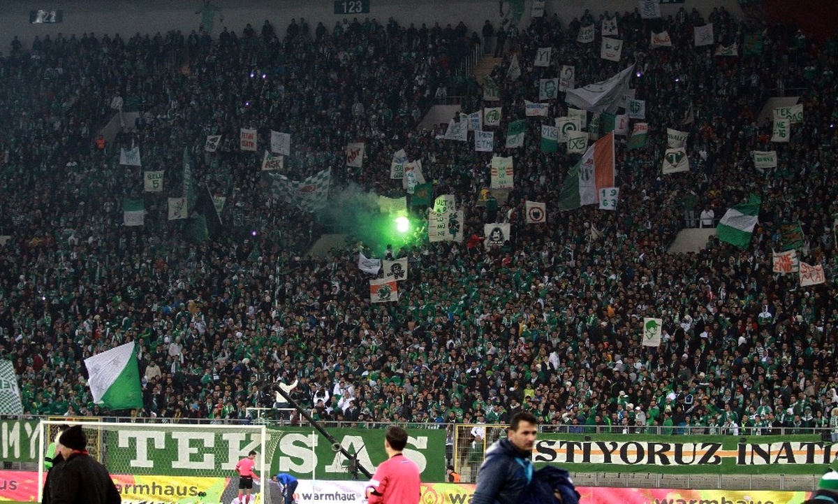 Bursaspor - Fenerbahçe Maçının Biletleri Satışa Çıkıyor