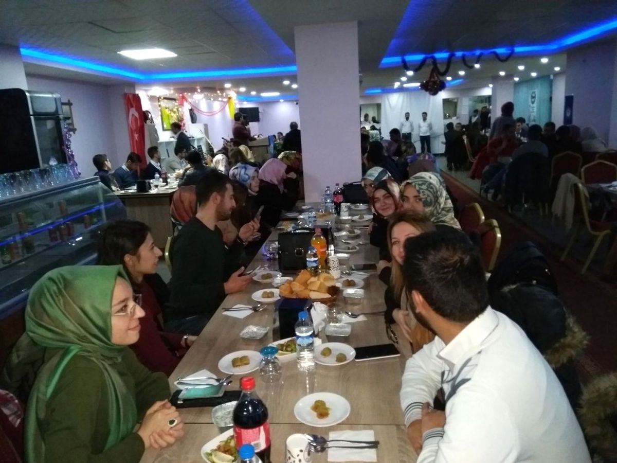 Eğitim Bir Sen\'den Karayazı\'da Tanışma Toplantısı