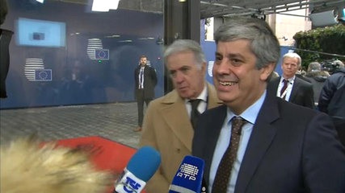 Euro Bölgesi Maliye Bakanlarını Bir Araya Getiren Eurogroup, Portekiz Maliye Bakanı Mario Centeno...