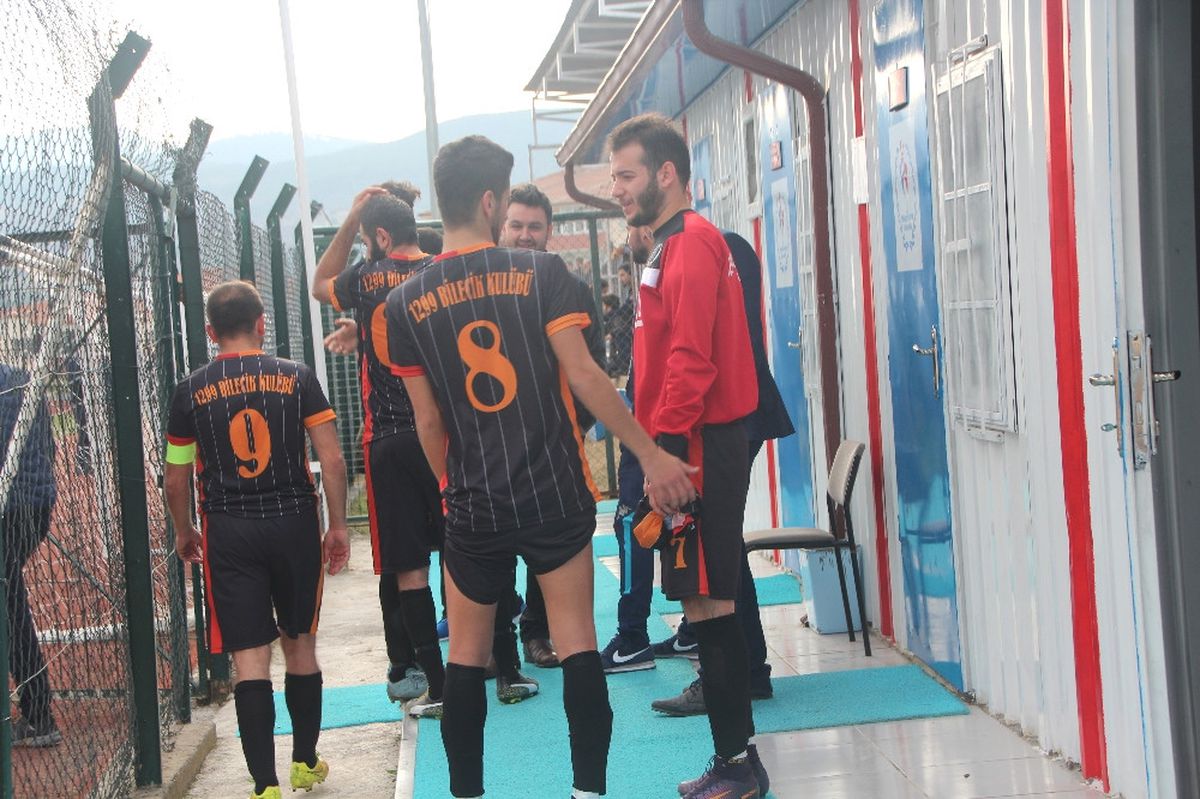 Futbol Maçı Eziyete Dönüştü