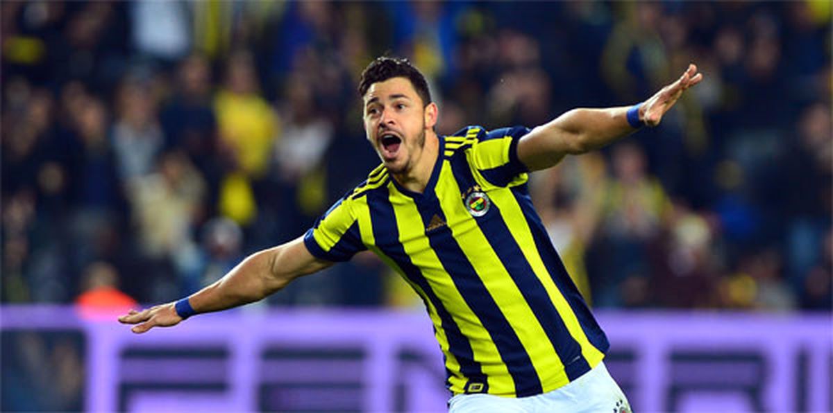 Giuliano Fenerbahçe\'yi Sırtlıyor