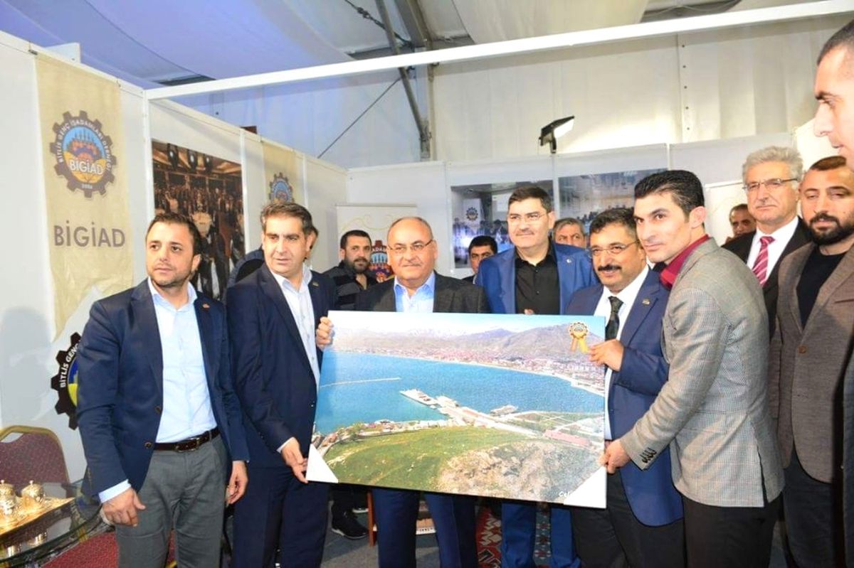İstanbul\'daki Bitlis Tanıtım Günleri Sona Erdi