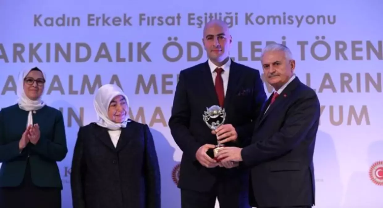 Kadına Yönelik Çalışmaları Ödüllendirildi