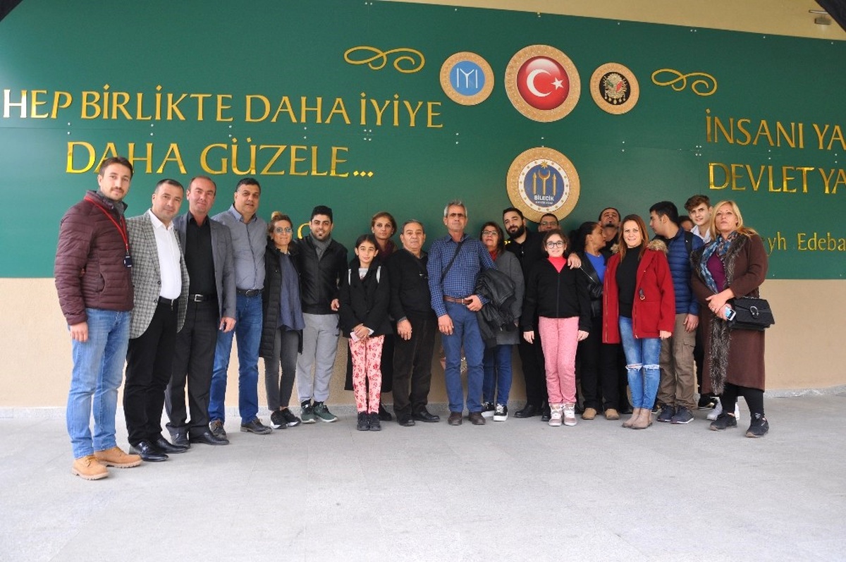 Kıbrıslı Tiyatro Oyuncularından Bilecik Gezisi