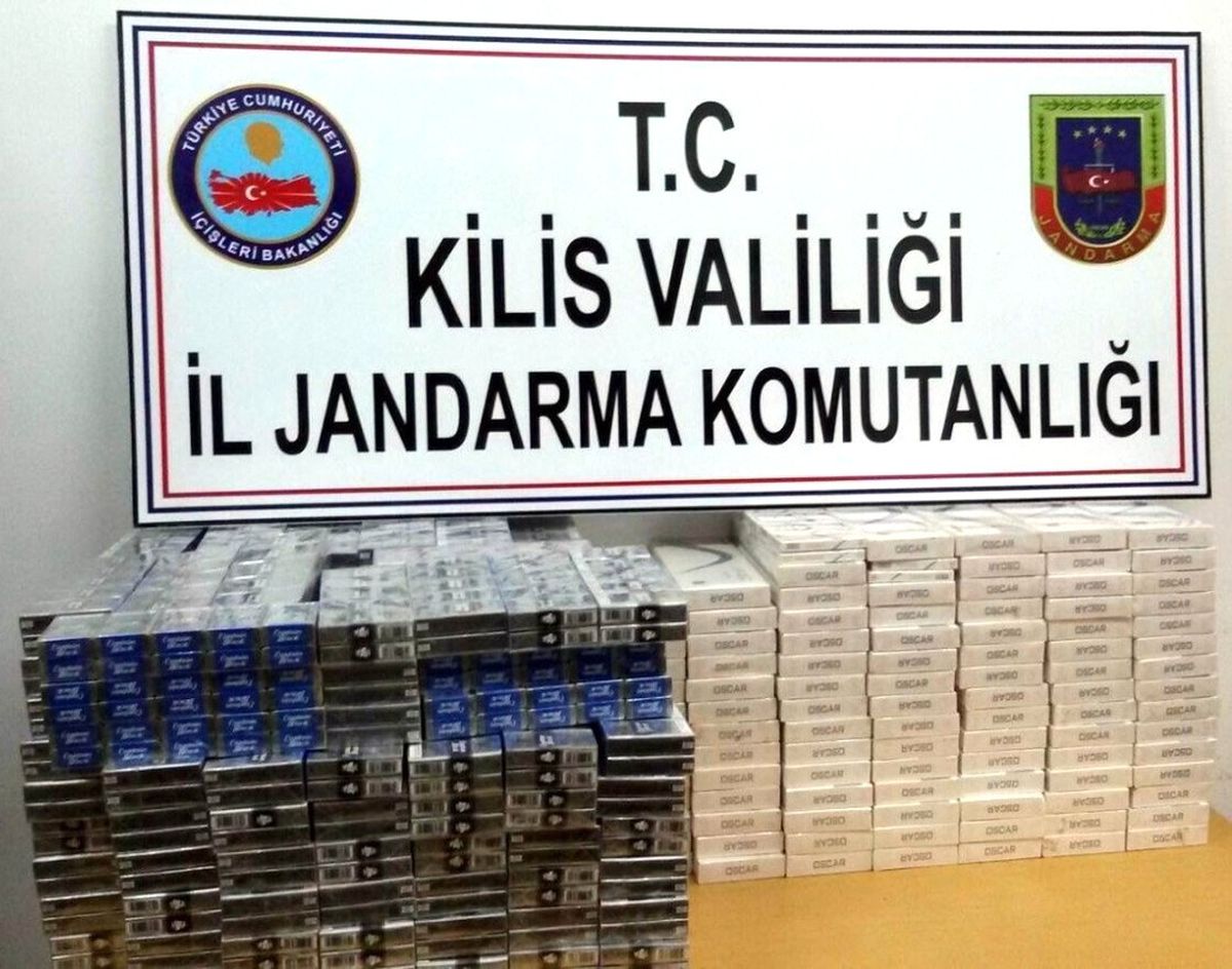 Kilis\'te Kaçak Sigara ile Akaryakıt Ele Geçirildi